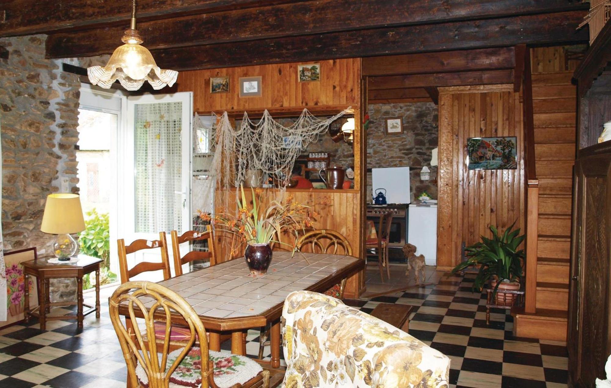 Lovely Home In Le Faouet With Kitchen エクステリア 写真