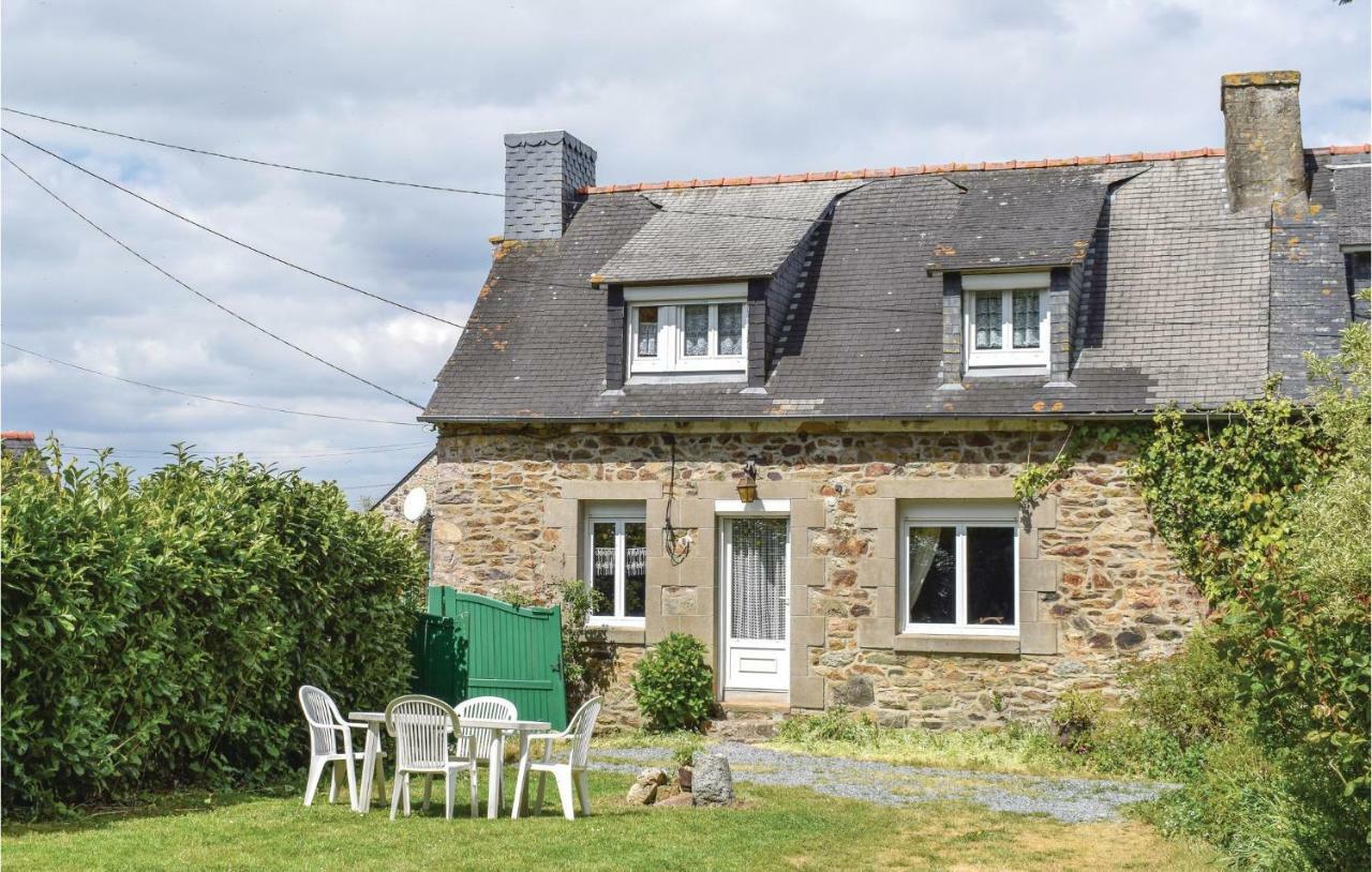 Lovely Home In Le Faouet With Kitchen エクステリア 写真
